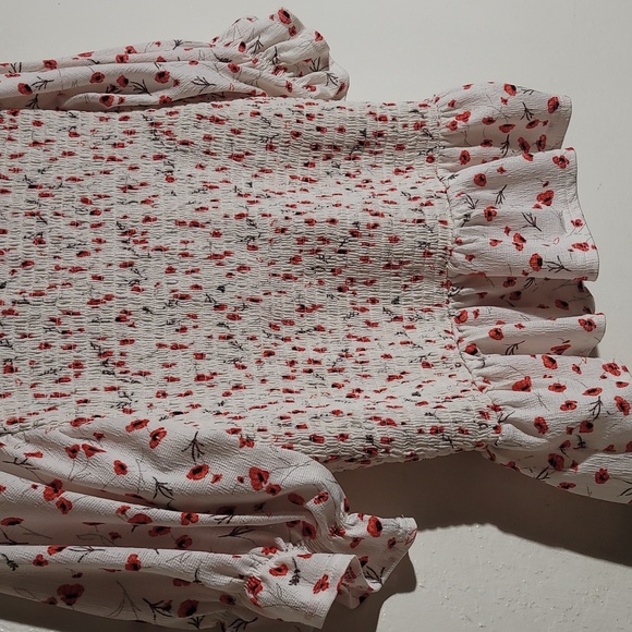 Melloday White Red Floral Peplum Blouse Short Top sz M GUC - Picture 6 of 8